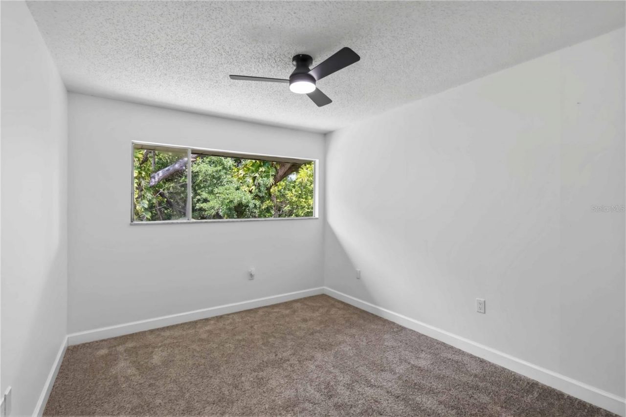 1125 Longfellow Way, Unit 125-B, Sarasota, FL 34243 Photo