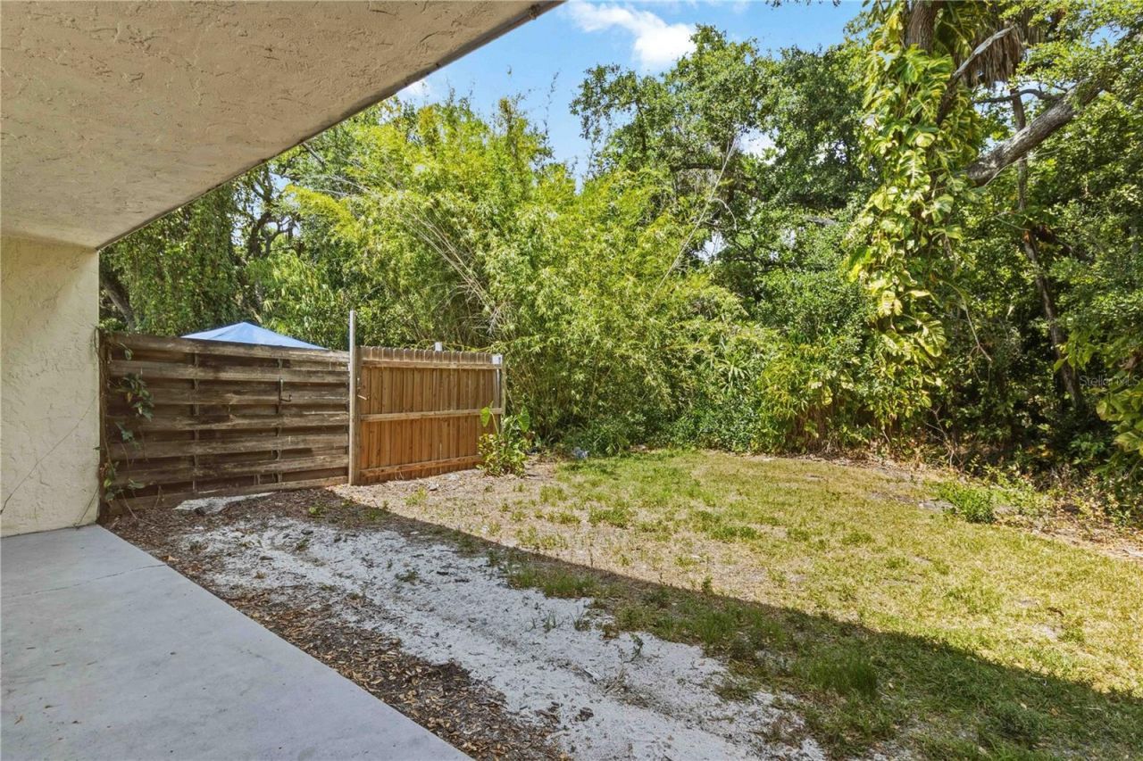 1125 Longfellow Way, Unit 125-B, Sarasota, FL 34243 Photo