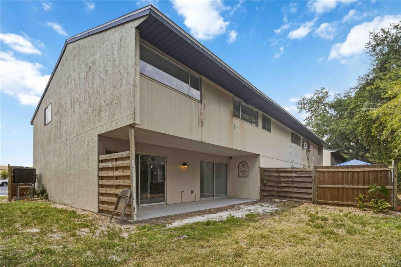 1125 Longfellow Way, Unit 125-B, Sarasota, FL 34243 Photo