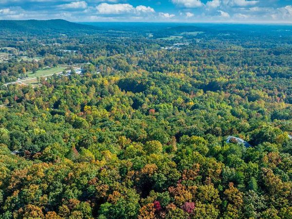 333 Song Bird Drive, Cleveland, GA 30528