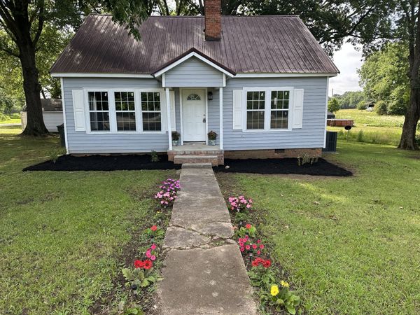 5800 Broad St N, Trezevant, TN 38258