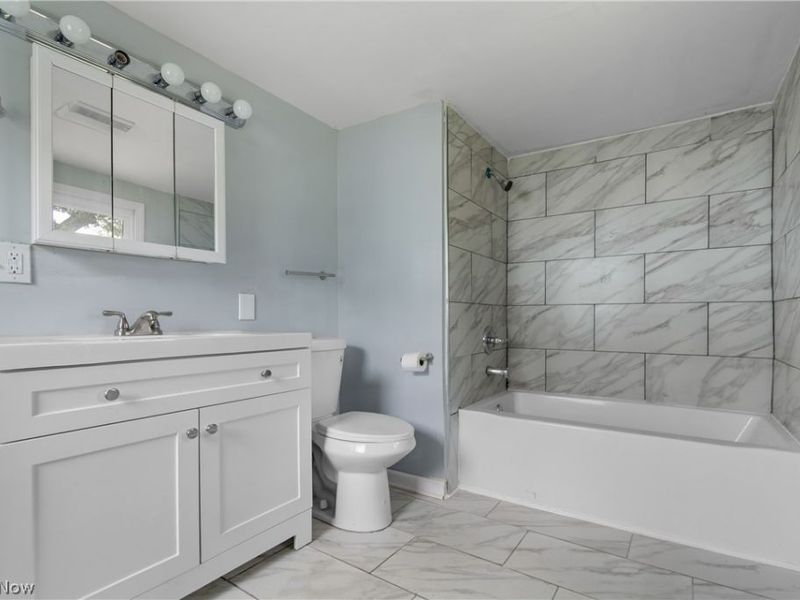 15562 Portage Street, Doylestown, OH 44230 Photo 14