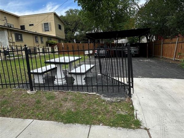 3116 E 12th ST, Austin, TX 78702