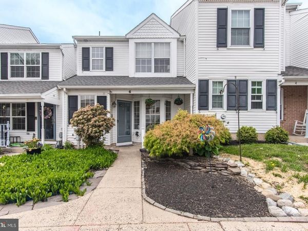 6 TAYLORS WAY , SOUTHAMPTON, PA 18966