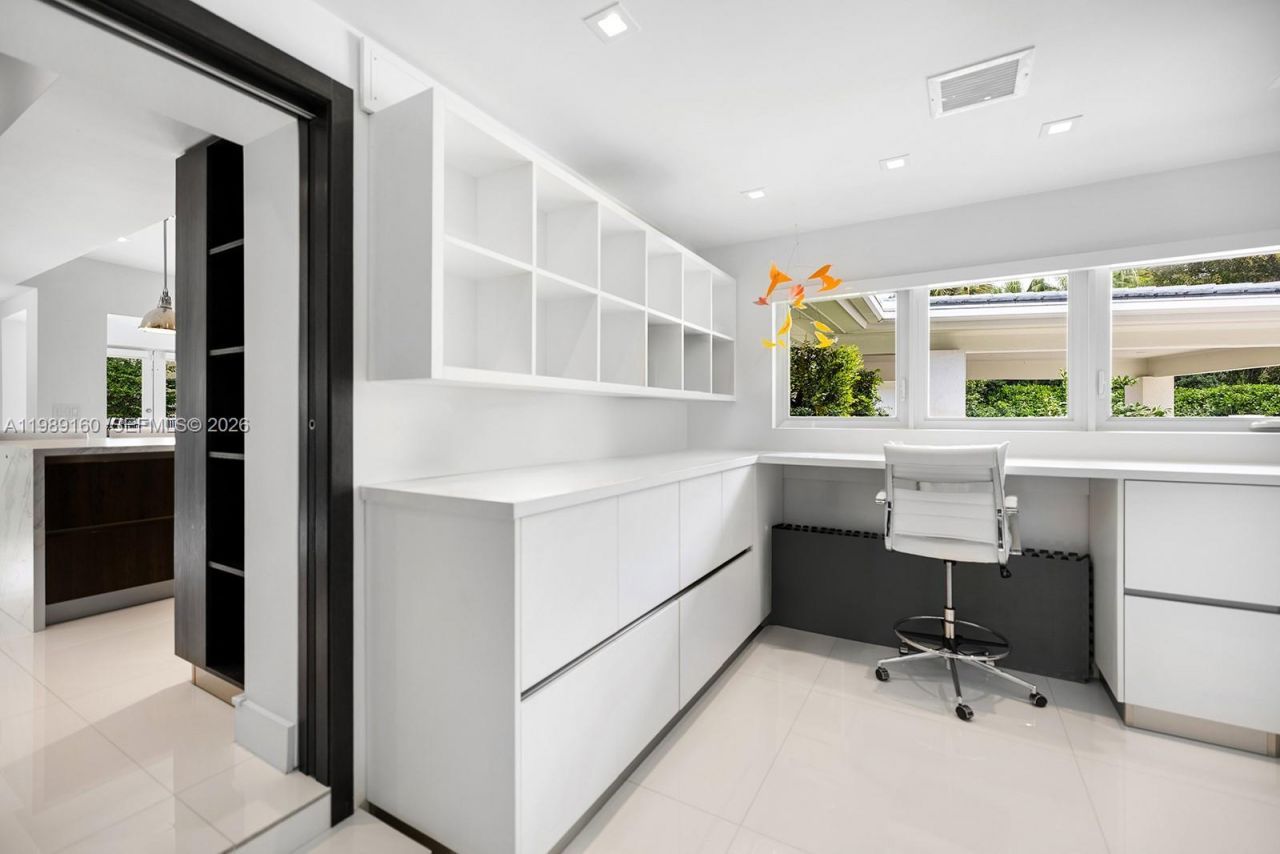 6120 Riviera Dr , Coral Gables, FL 33146 Photo