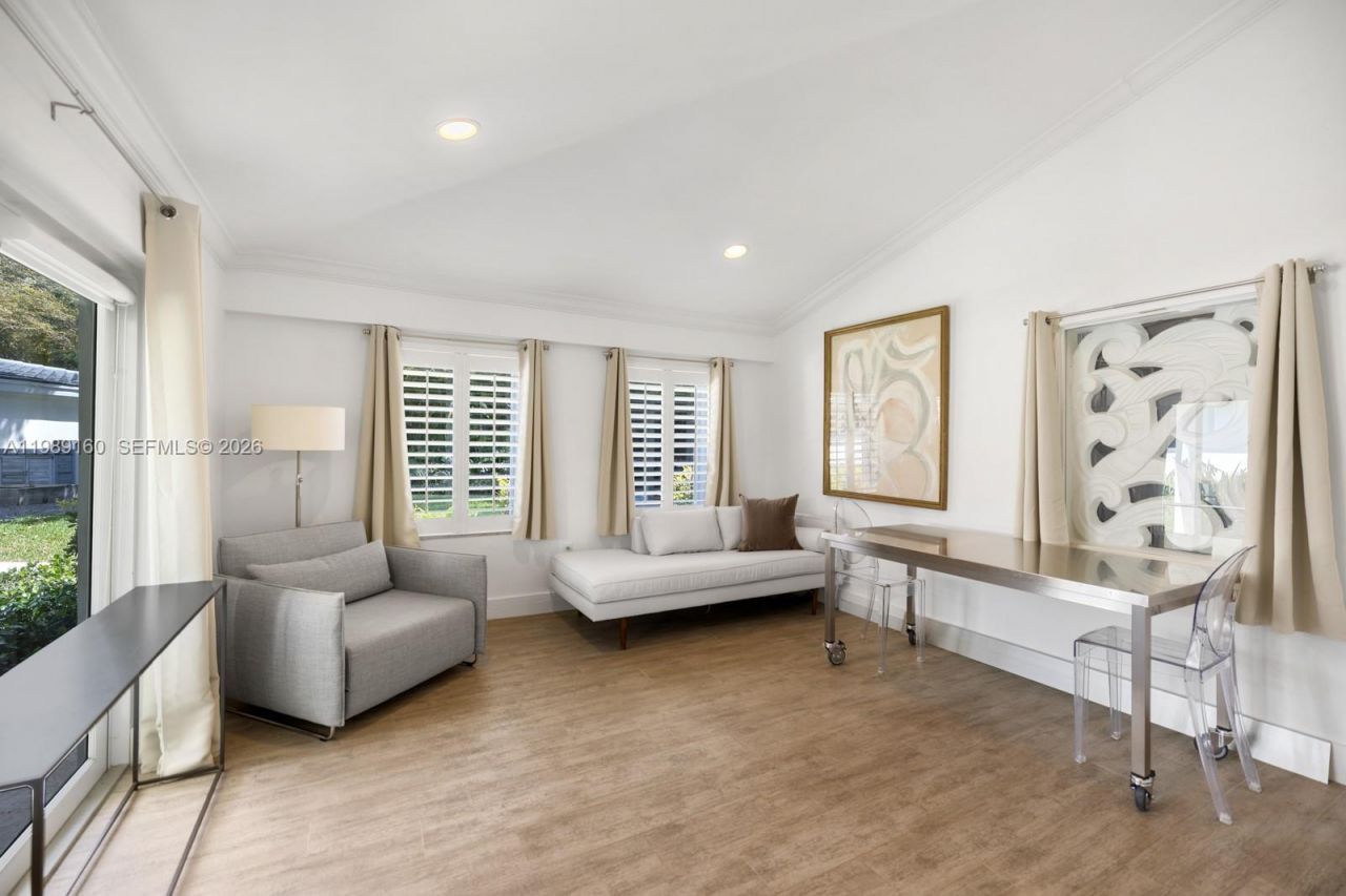6120 Riviera Dr , Coral Gables, FL 33146 Photo