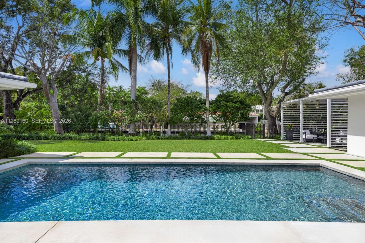 6120 Riviera Dr , Coral Gables, FL 33146 Photo