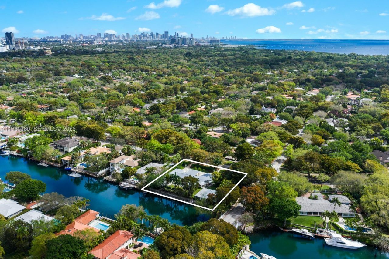 6120 Riviera Dr , Coral Gables, FL 33146 Photo