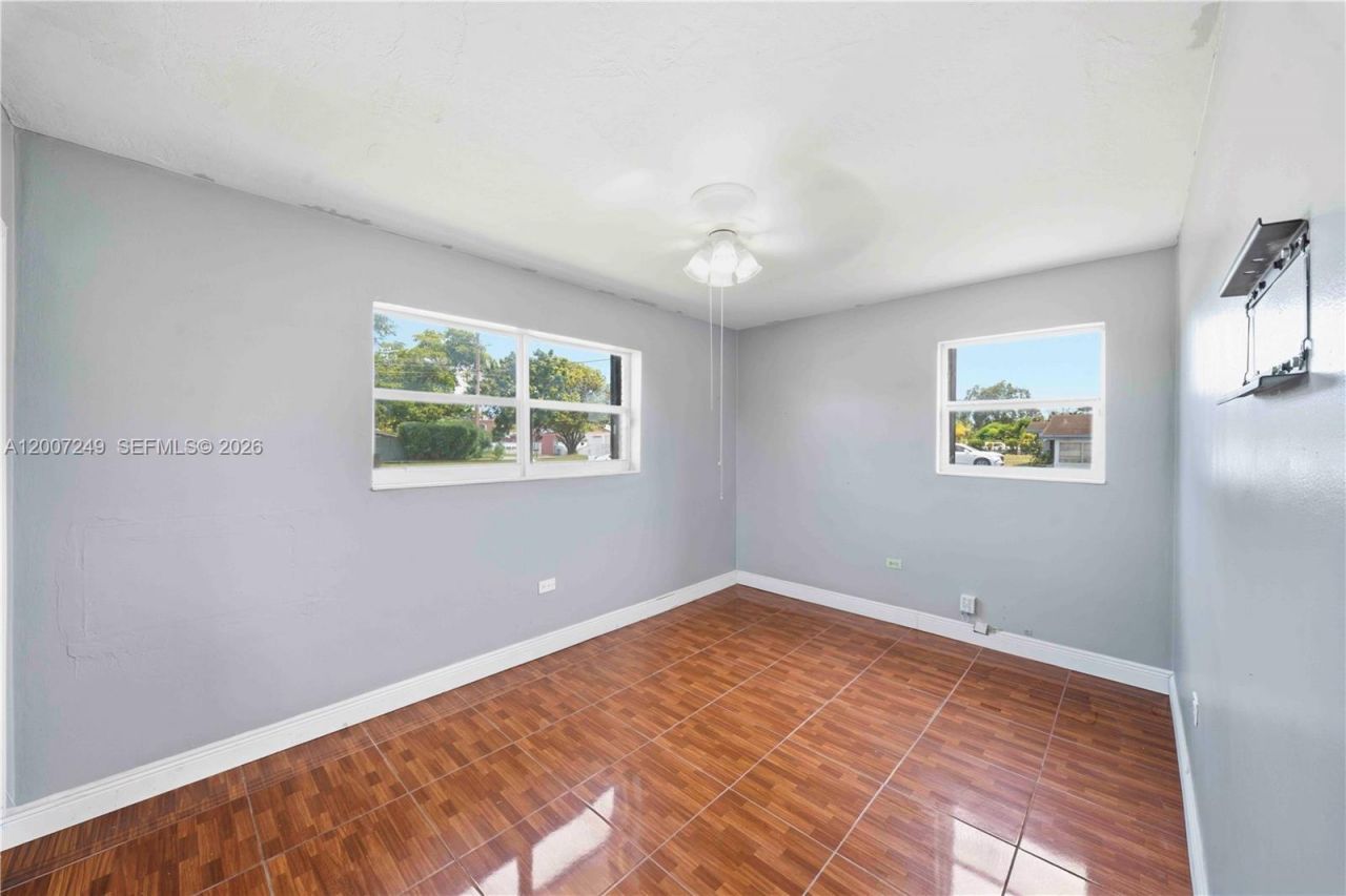 2724 Acapulco Dr, Miramar, FL 33023 Photo