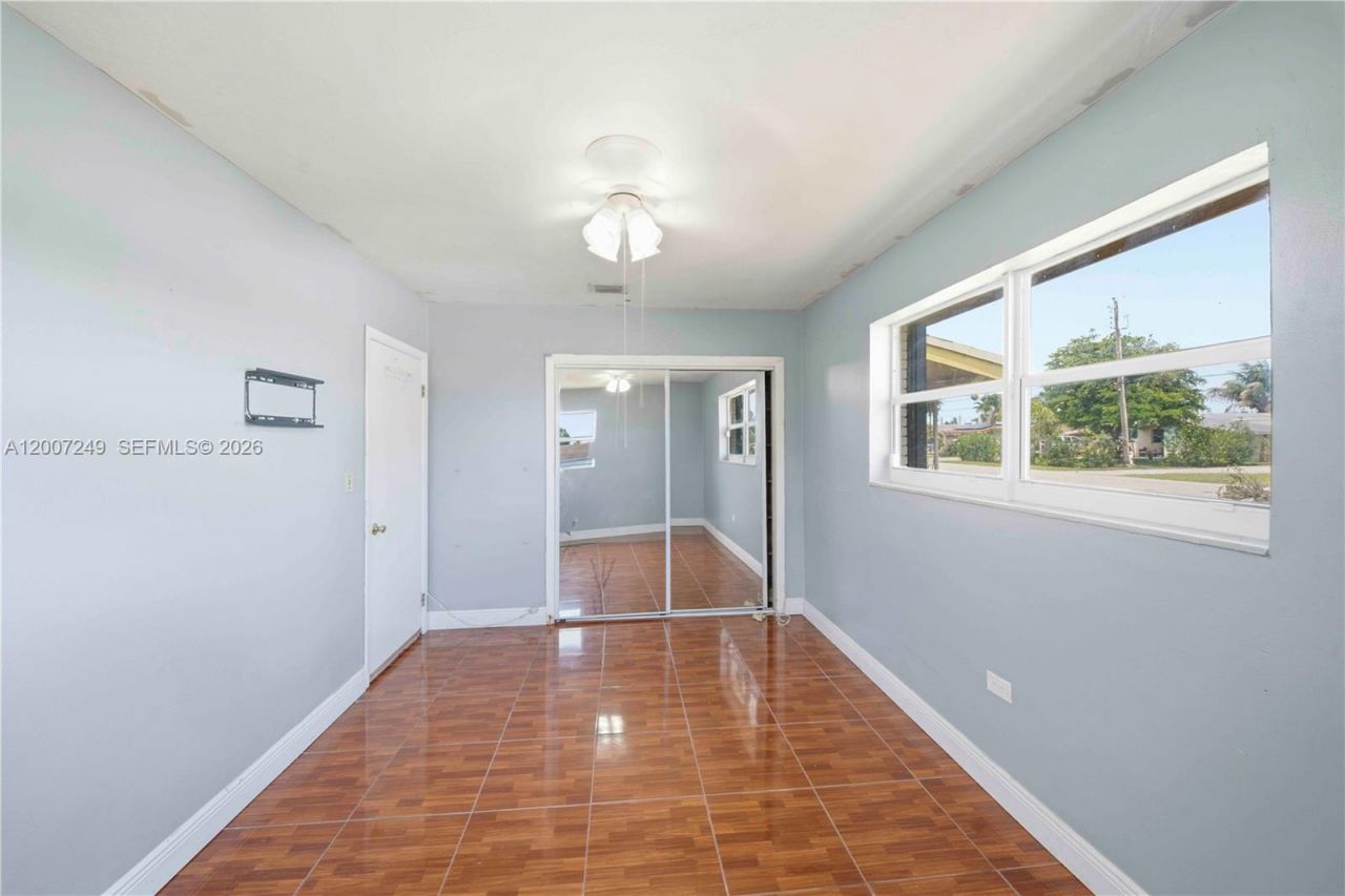 2724 Acapulco Dr, Miramar, FL 33023 Photo