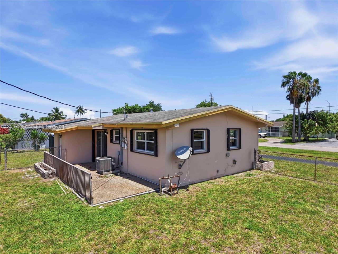 2724 Acapulco Dr, Miramar, FL 33023 Photo