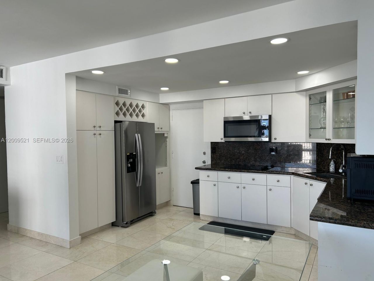 1408 Brickell Bay Dr, Unit 1002, Miami, FL 33131 Photo