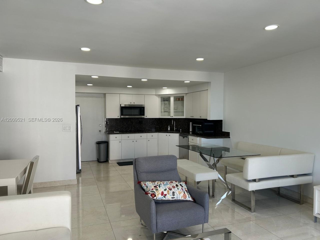 1408 Brickell Bay Dr, Unit 1002, Miami, FL 33131 Photo