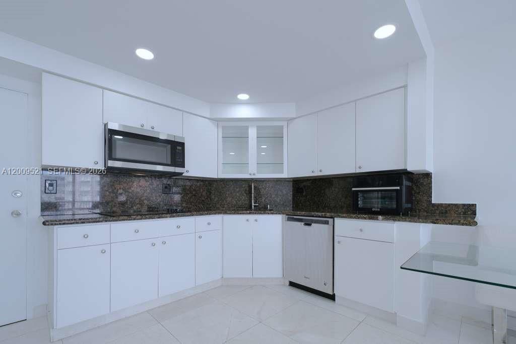 1408 Brickell Bay Dr, Unit 1002, Miami, FL 33131 Photo