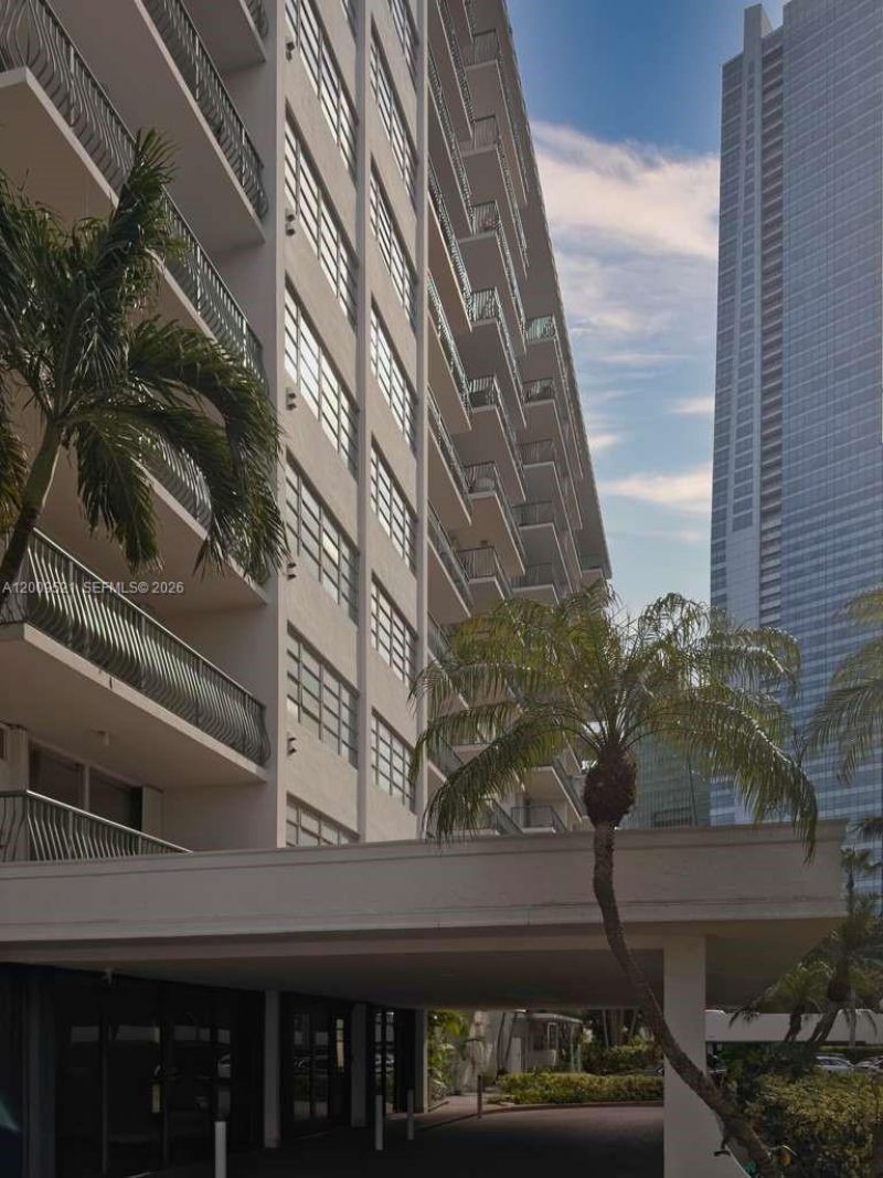 1408 Brickell Bay Dr, Unit 1002, Miami, FL 33131 Photo
