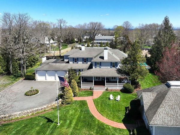 30 Crooked Lane, Duxbury, MA 02332