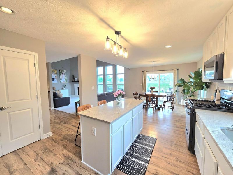 10060 New California Drive, Plain City, OH 43064 Photo 10
