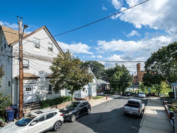 20 Hatch St, Everett, MA 02149