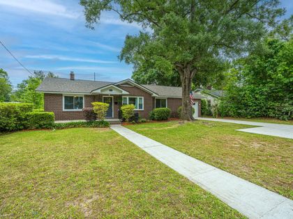 5112 Victoria Avenue North Charleston, SC 29405