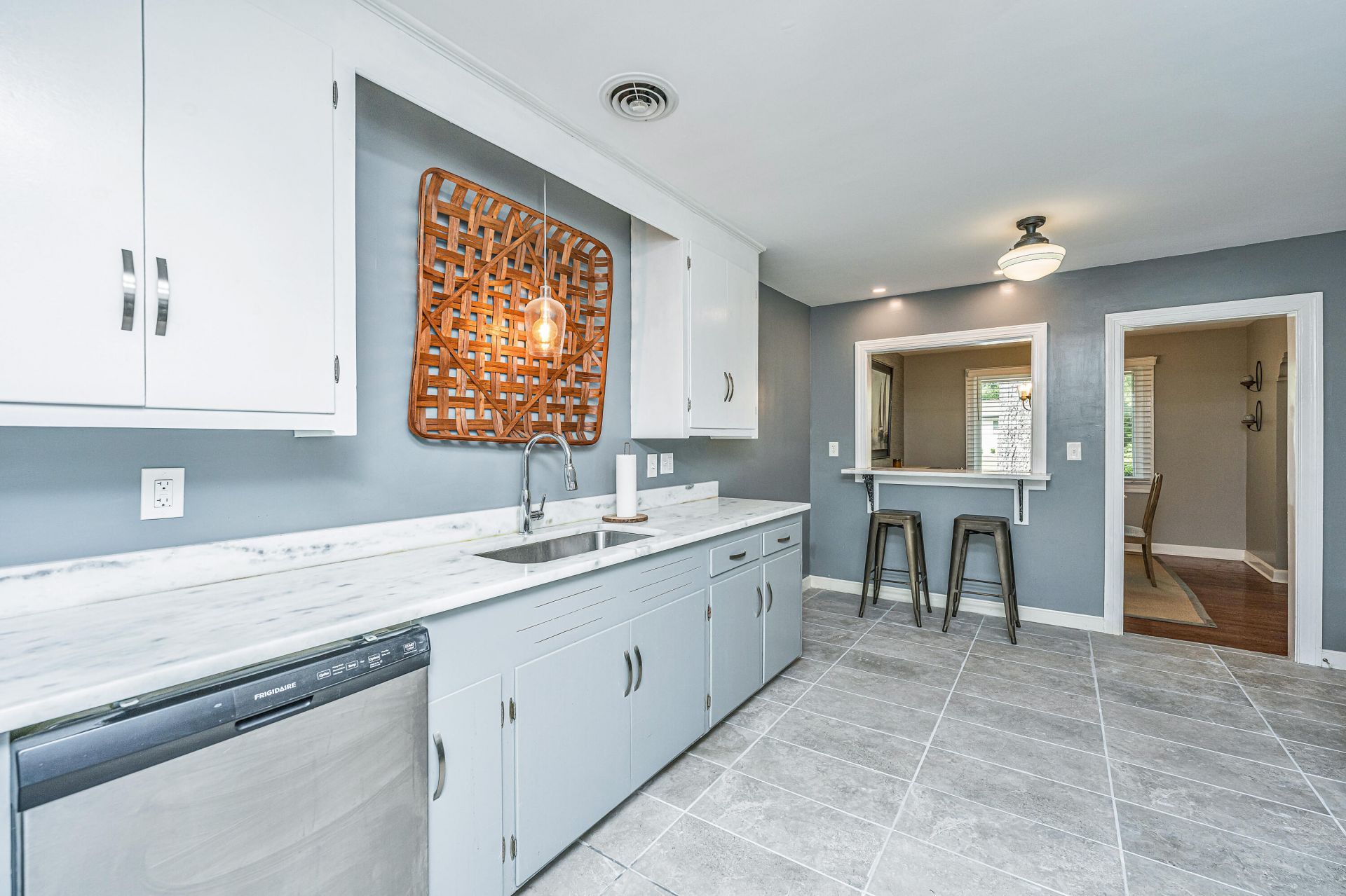 5112 Victoria Avenue Photo 13