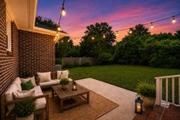 5112 Victoria Avenue photo 4