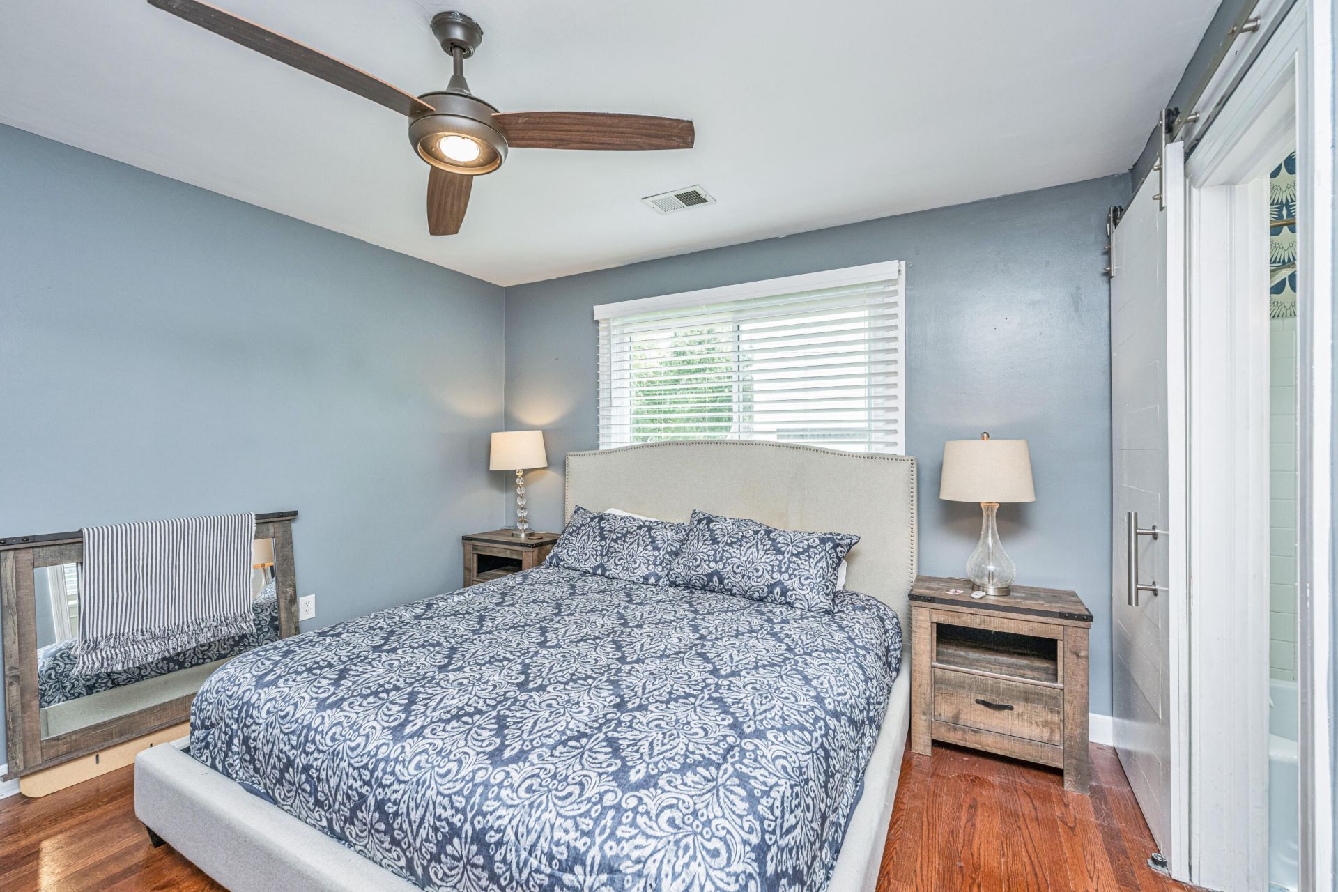5112 Victoria Avenue Photo 20