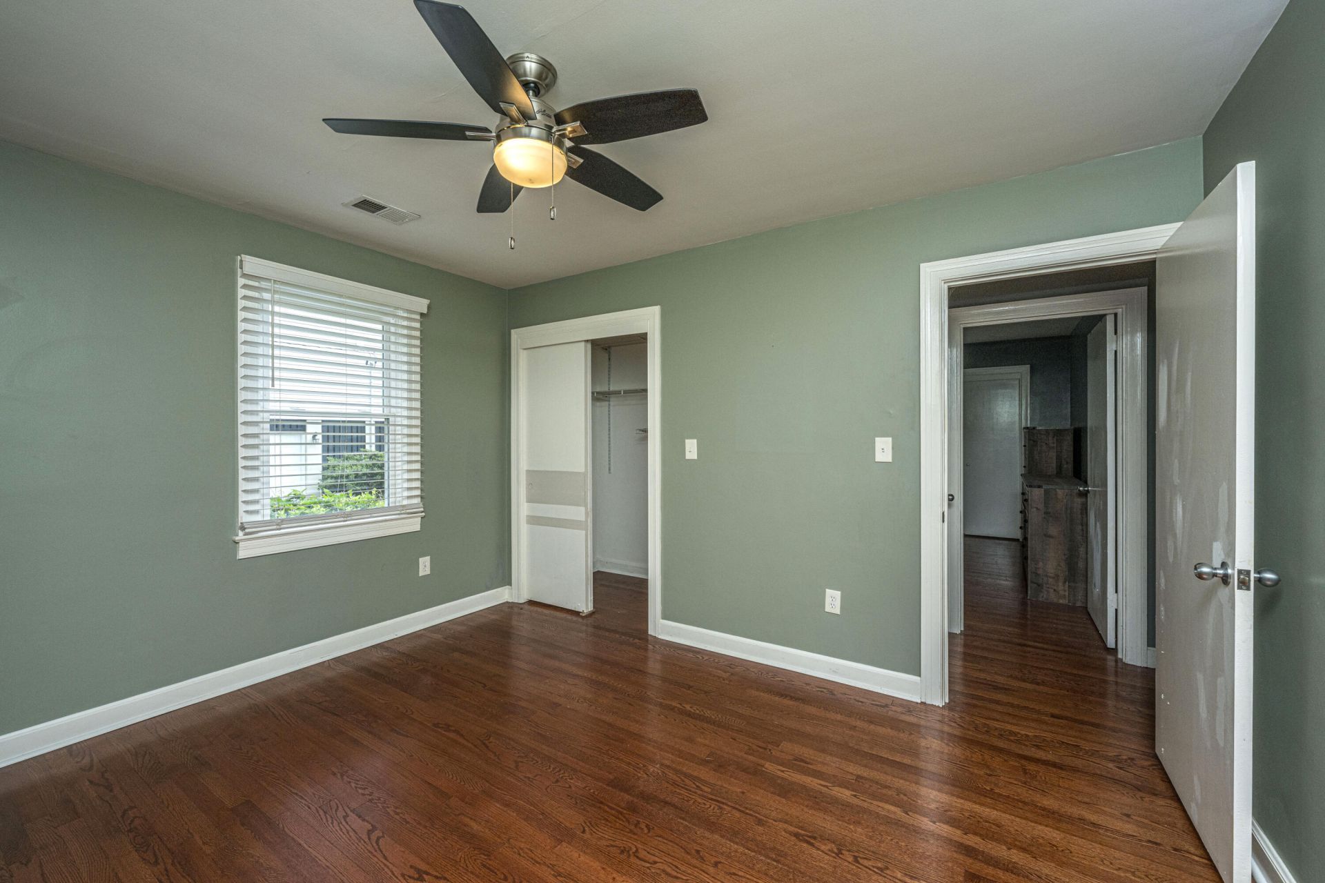 5112 Victoria Avenue Photo 27