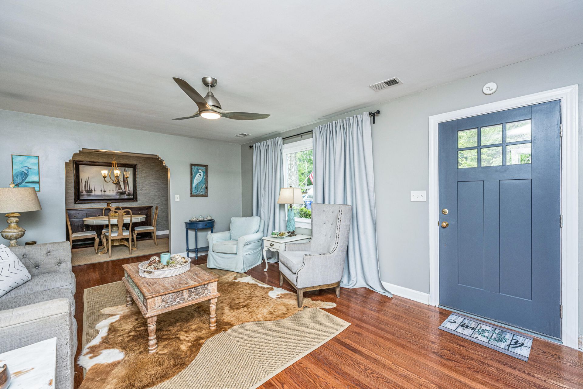 5112 Victoria Avenue Photo 6