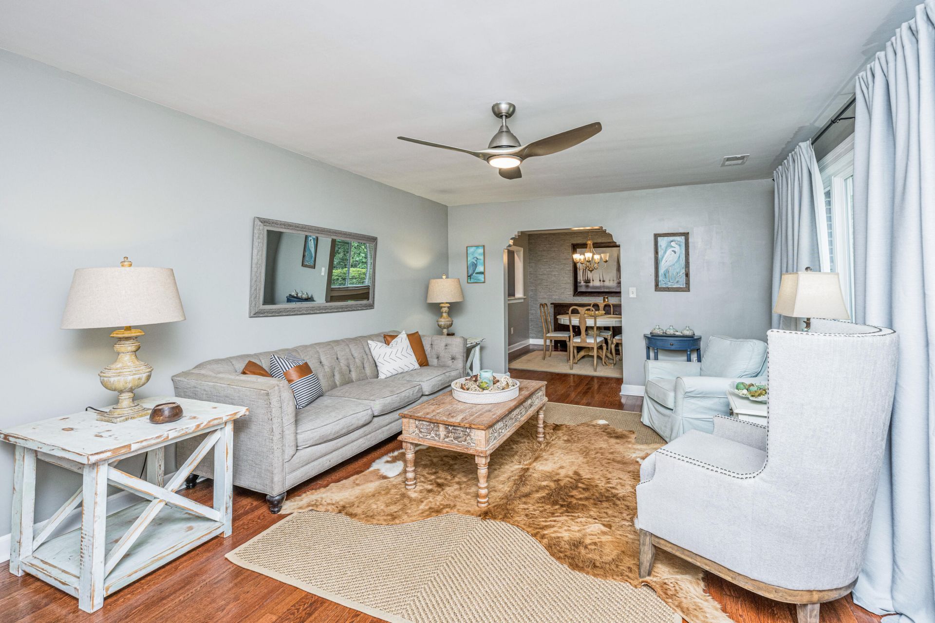 5112 Victoria Avenue Photo 8