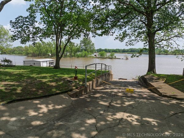 501 Leisure Land Place, Big Cabin, OK 74332