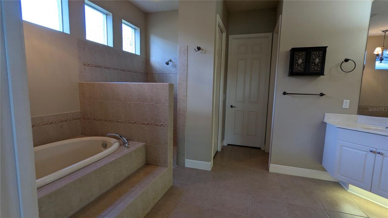 112 Hallstrom Court , Debary, FL 32713 Photo