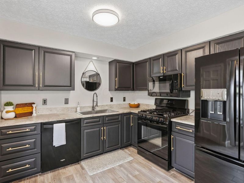 11655 E Eastmeadow Court, Pickerington, OH 43147 Photo 14