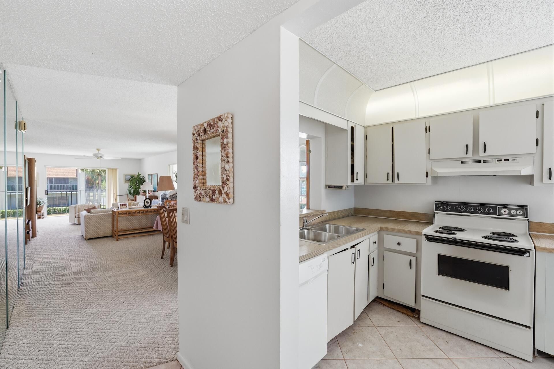 2925 SW 22nd Avenue, Unit 2080, Delray Beach, FL 33445 Photo