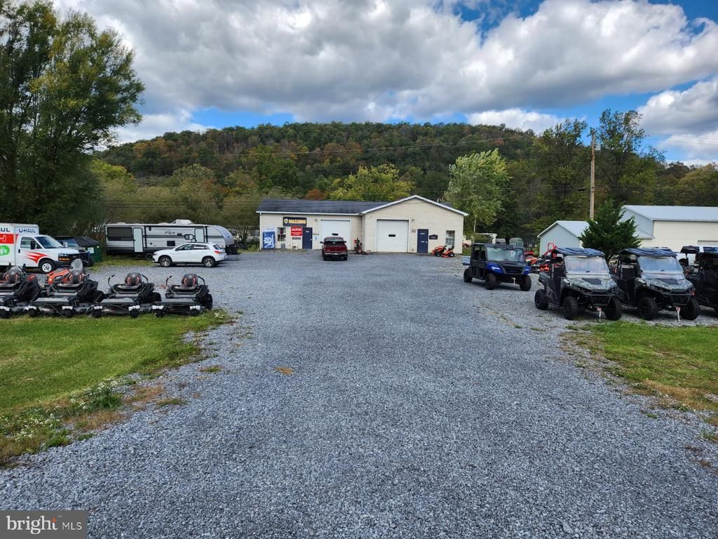 6370 S EAGLE VALLEY ROAD , JULIAN, PA 16844