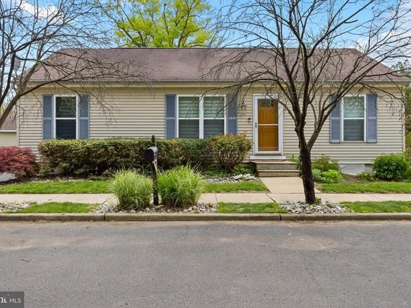 91 MARTINS LANE, HAMILTON, NJ 08620