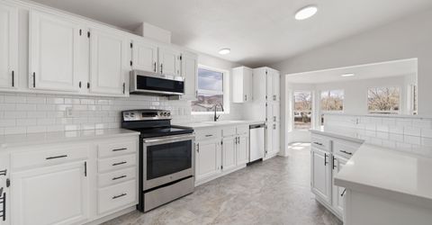 312 Phyllis Way, Silver Springs, NV 89429 Photo