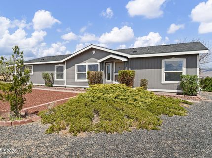 312 Phyllis Way, Silver Springs, NV 89429 Photo