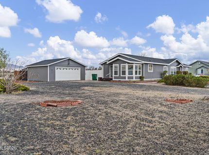 312 Phyllis Way, Silver Springs, NV 89429 Photo