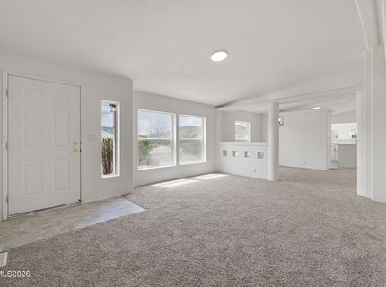 312 Phyllis Way, Silver Springs, NV 89429 Photo