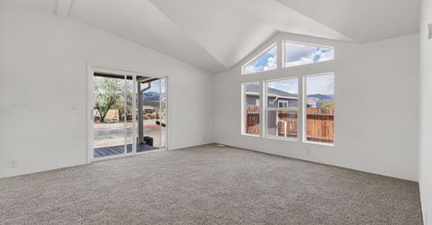 312 Phyllis Way, Silver Springs, NV 89429 Photo