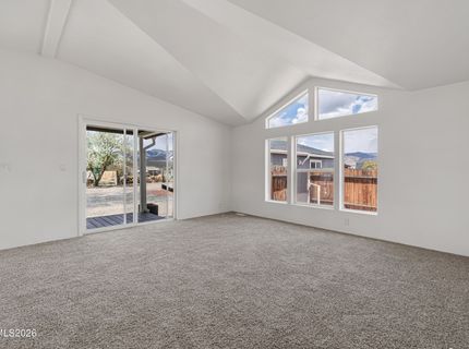 312 Phyllis Way, Silver Springs, NV 89429 Photo