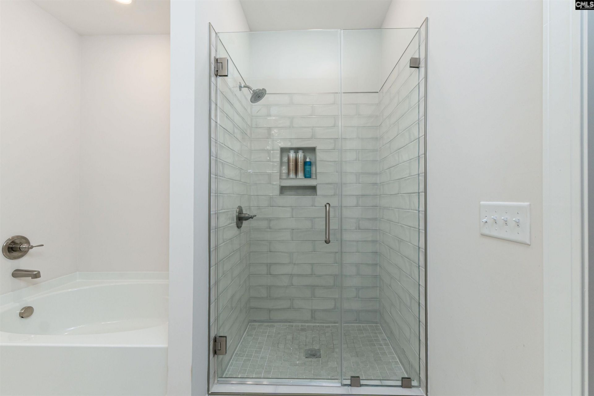 221 Ansonborough Road Road  Photo 18