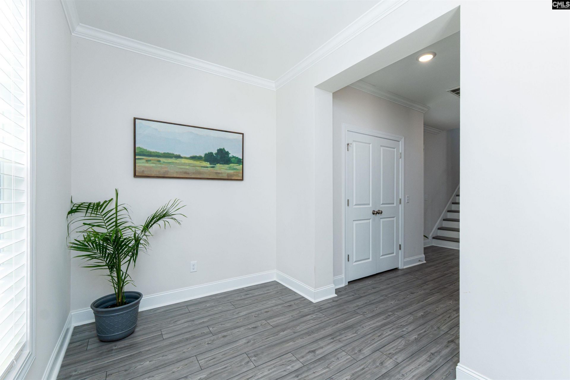 221 Ansonborough Road Road  Photo 4