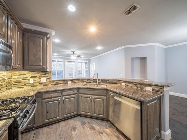 500 Waters Edge Drive, Unit 214, Lake Dallas, TX 75065