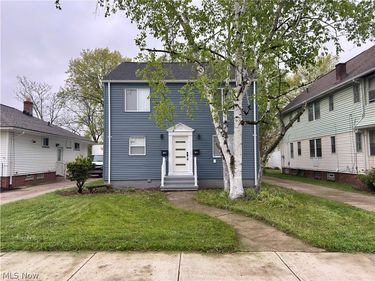 2811 Oak Park Avenue, Cleveland, OH 44109