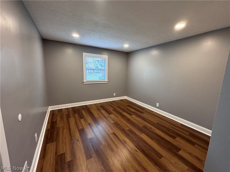 2811 Oak Park Avenue , Cleveland, OH 44109 Photo 11