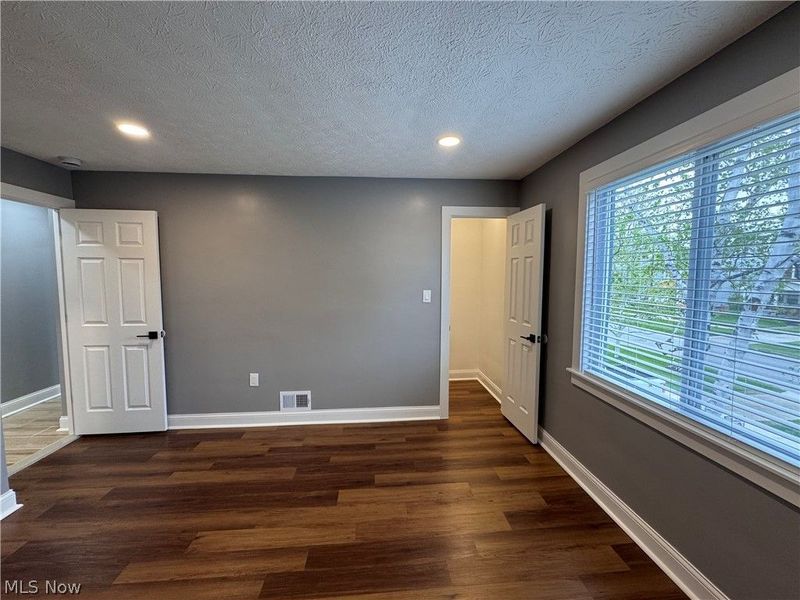 2811 Oak Park Avenue , Cleveland, OH 44109 Photo 19