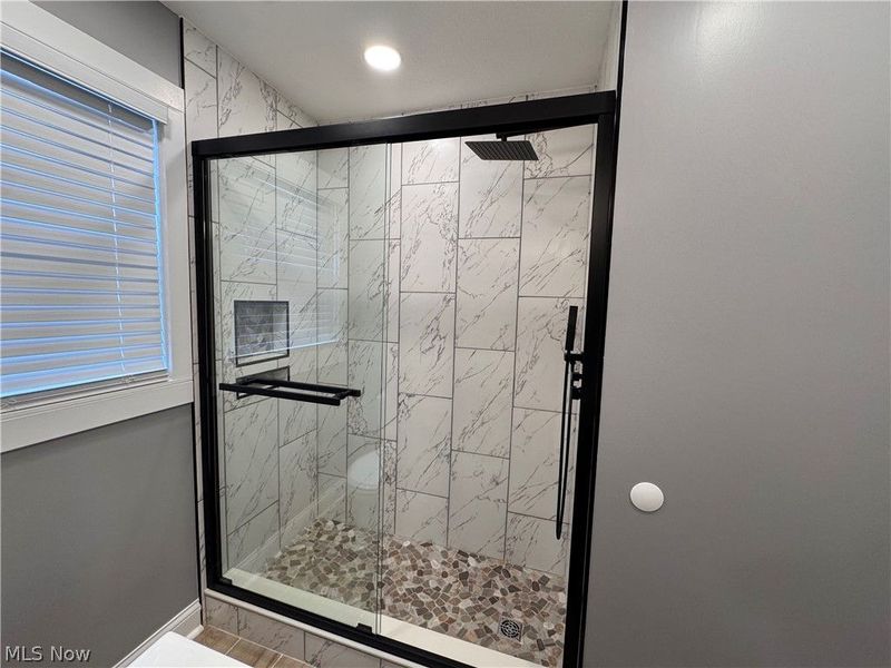 2811 Oak Park Avenue , Cleveland, OH 44109 Photo 22