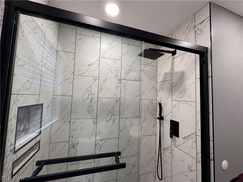 2811 Oak Park Avenue , Cleveland, OH 44109 Photo 24