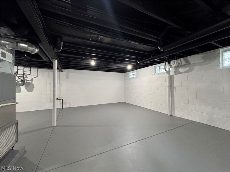 2811 Oak Park Avenue , Cleveland, OH 44109 Photo 30